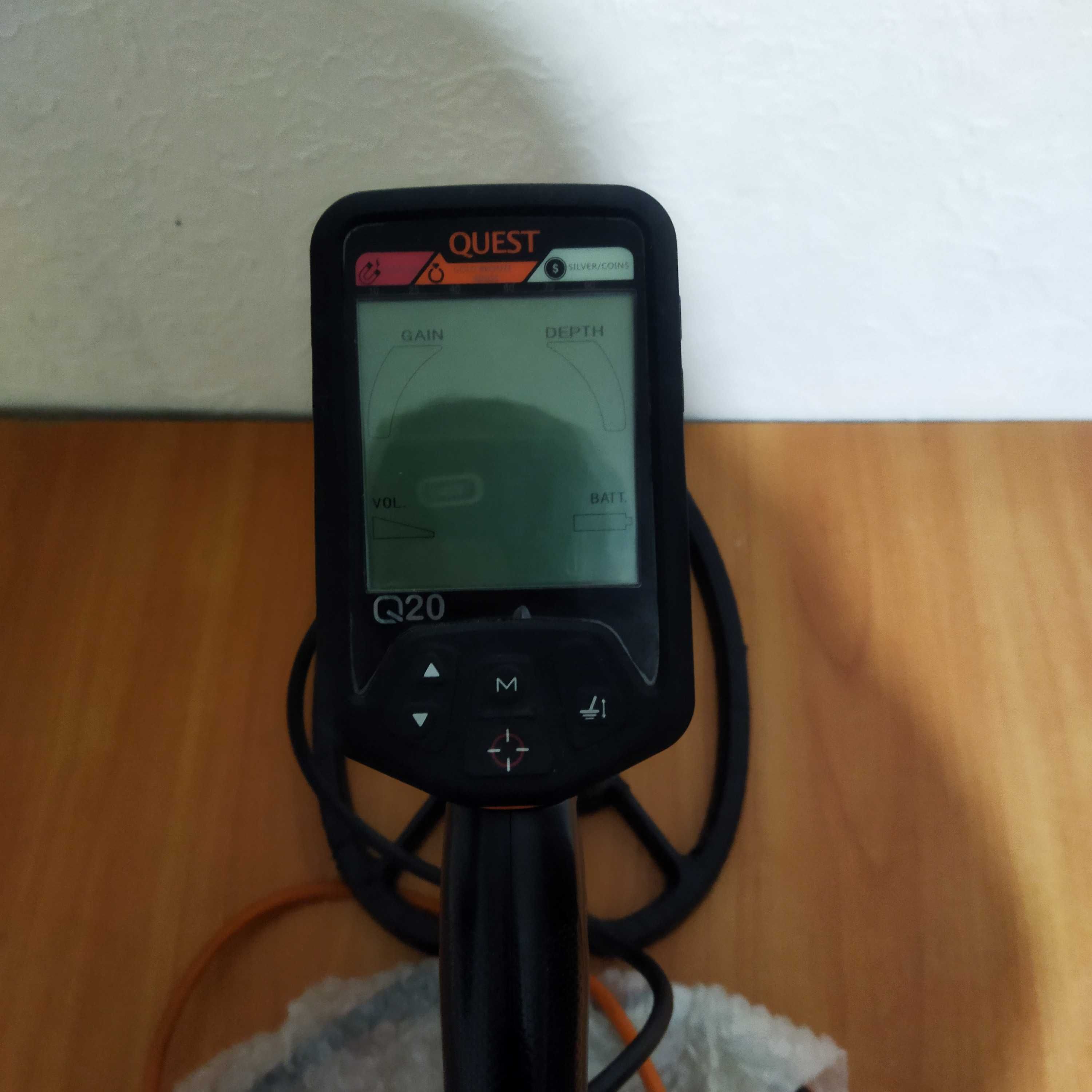 Металлоискатель Quest Q20+ nel.