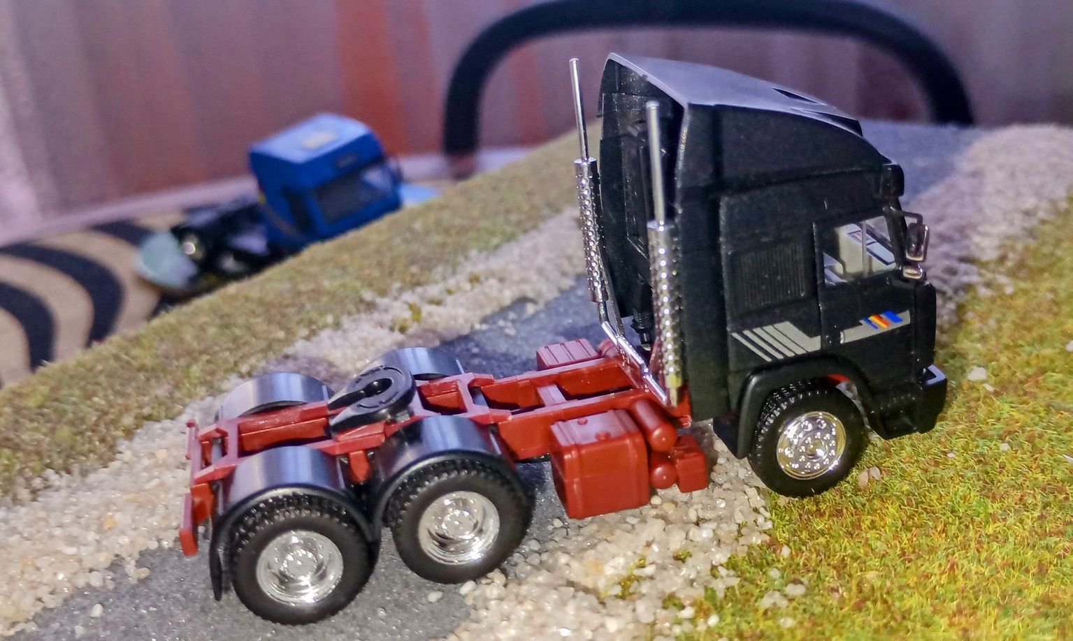Model Herpa Iveco Turbostar 480 skala H0 1 87