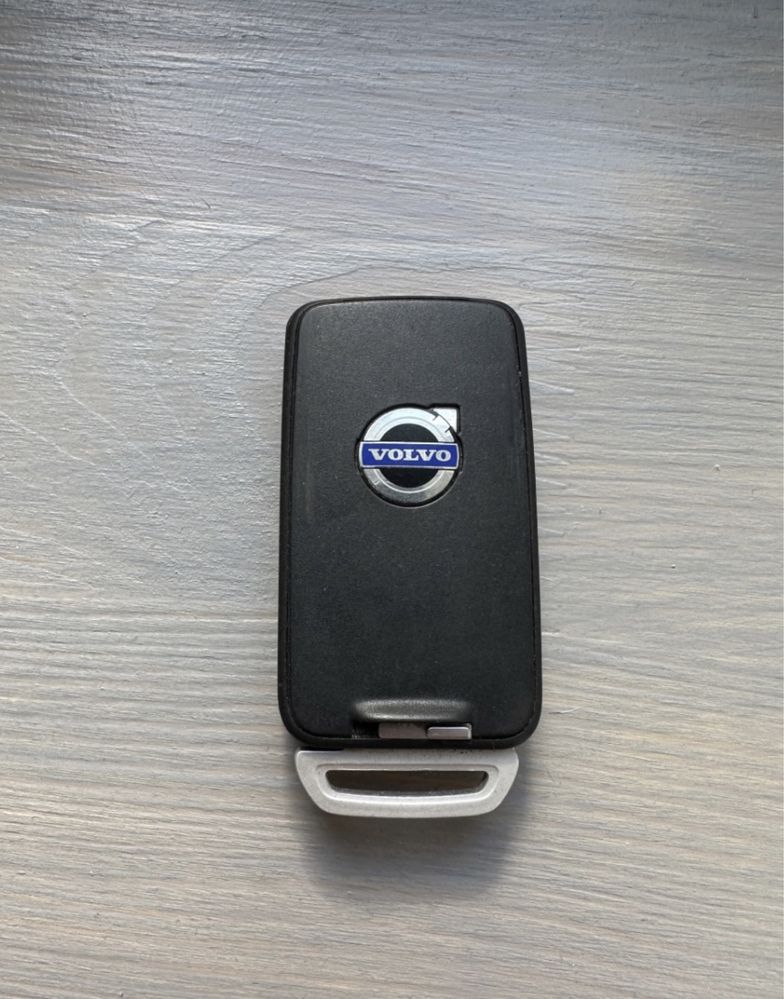 Orginalny Kluczyk Pilot Volvo S60 S80 V40 V60 V70 XC60 XC70