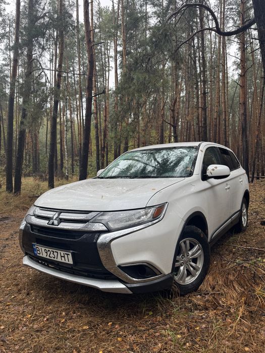 Mitsubishi Outlander III 2016