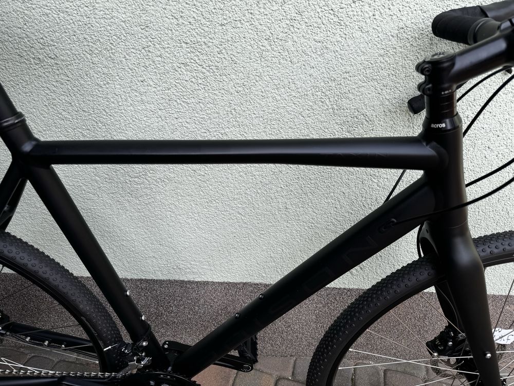 Rower gravel przelaj POISON Taxin R 57 2x10 GRX hydr sztywna os 28”