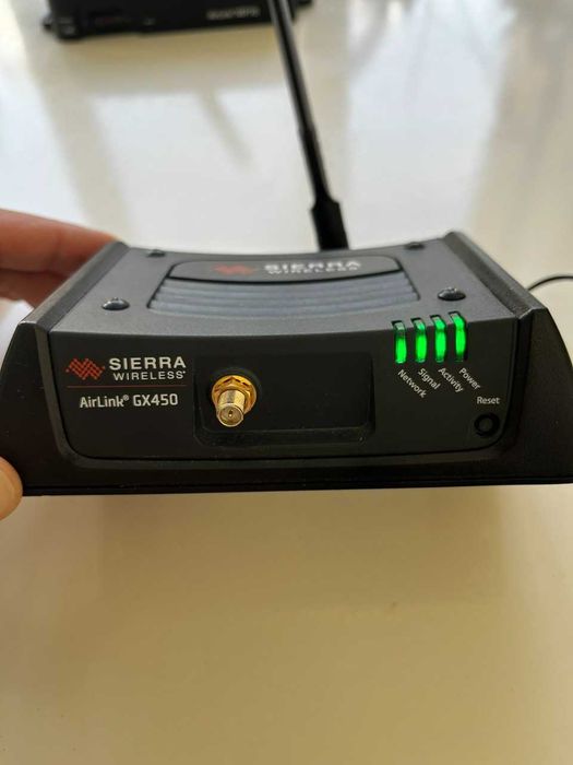 Sierra Wireless Airlink GX450- транспортний LTE маршрутизатор.