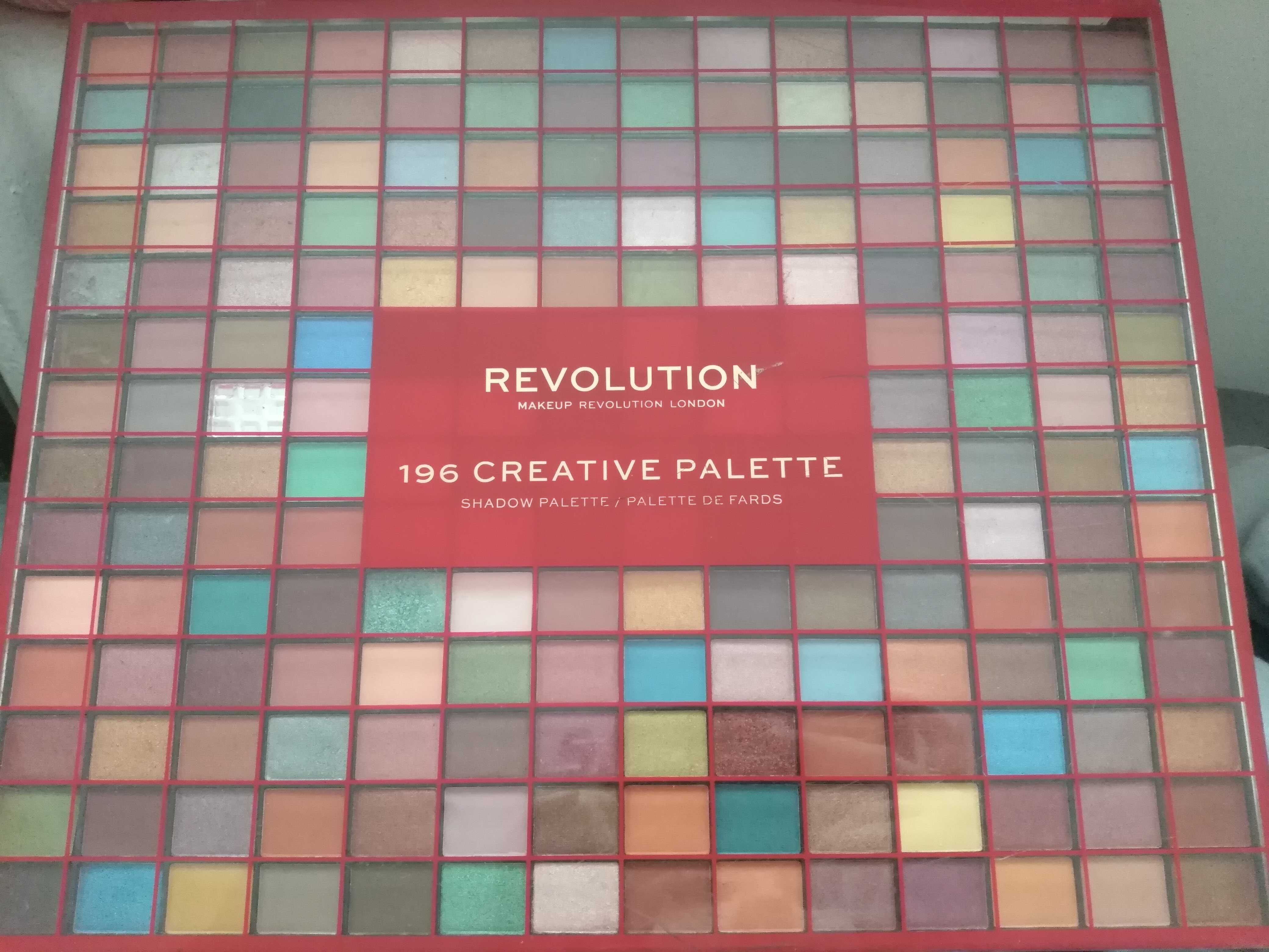 Revolution 196 Creative Palette duża paleta cieni 196 kolorów