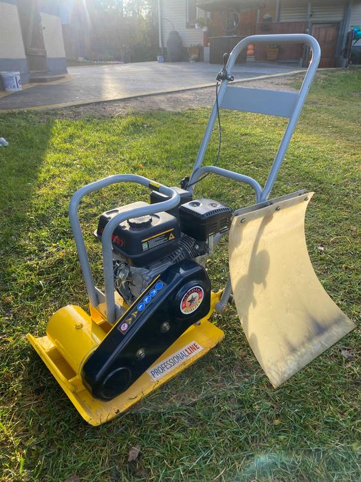 Zagęszczarka Dro-Masz 90 kg z wózkiem i matą