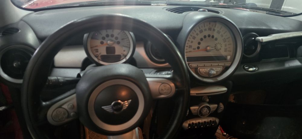 Mini R 56 para peças  1.6 hdi de 2007