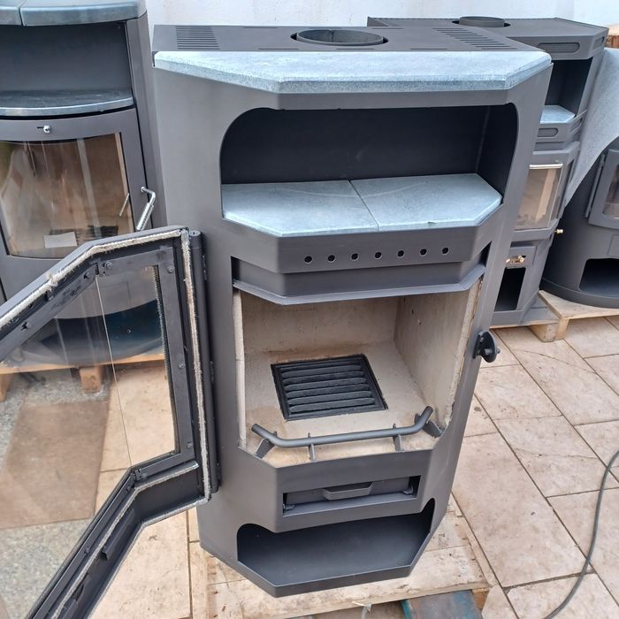 Kominek- koza piec wolnostojący 8 KW