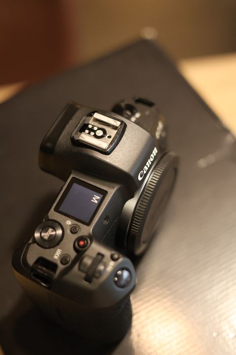 Фотоапарат Canon EOS R