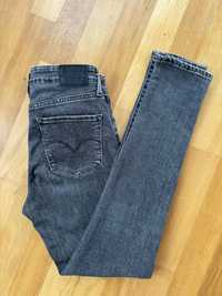 Jeansy Levis 28/30