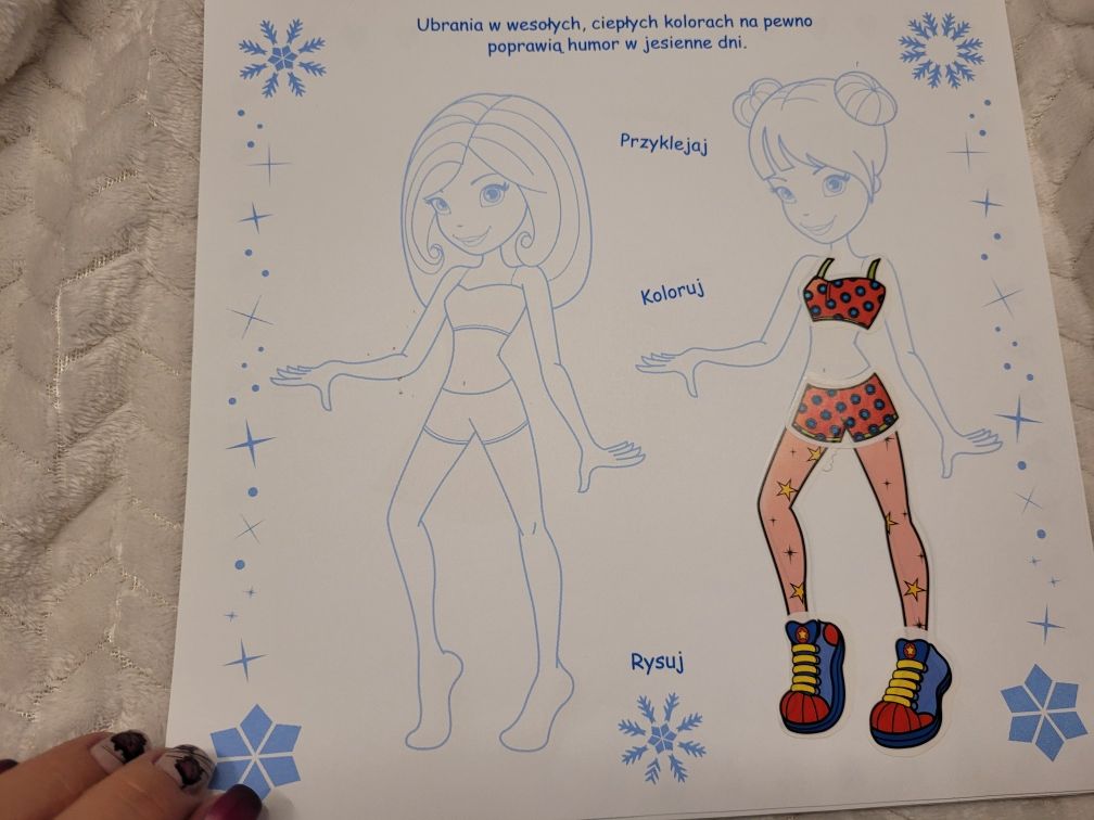 Kolorowanka i wyklejanka.Top modelki na pokazie mody