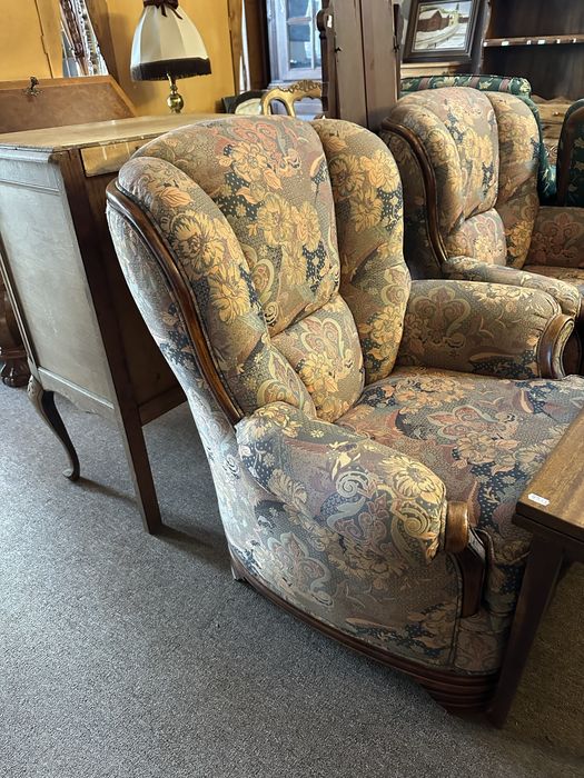 Stylowy komplet Sofa i dwa fotele