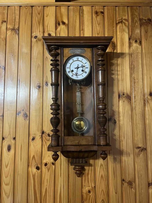 zegar wiszący Junghans