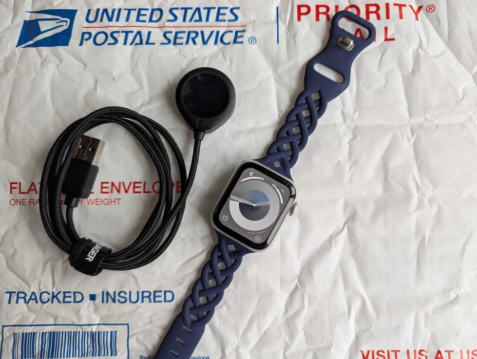 актуальні 26 iOS справні без блокувань Apple Watch series 6 40 silver