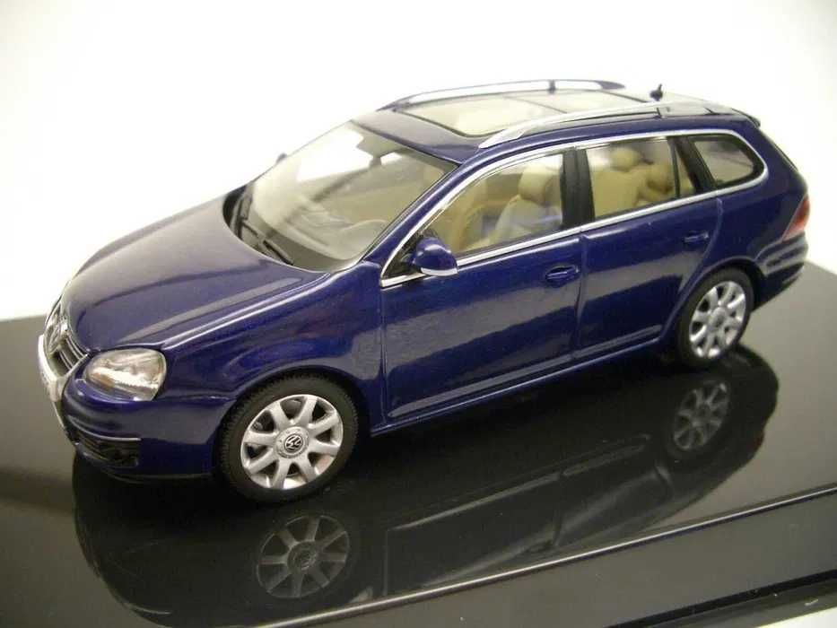 1:43 Volkswagen Golf V Variant AUTOArt