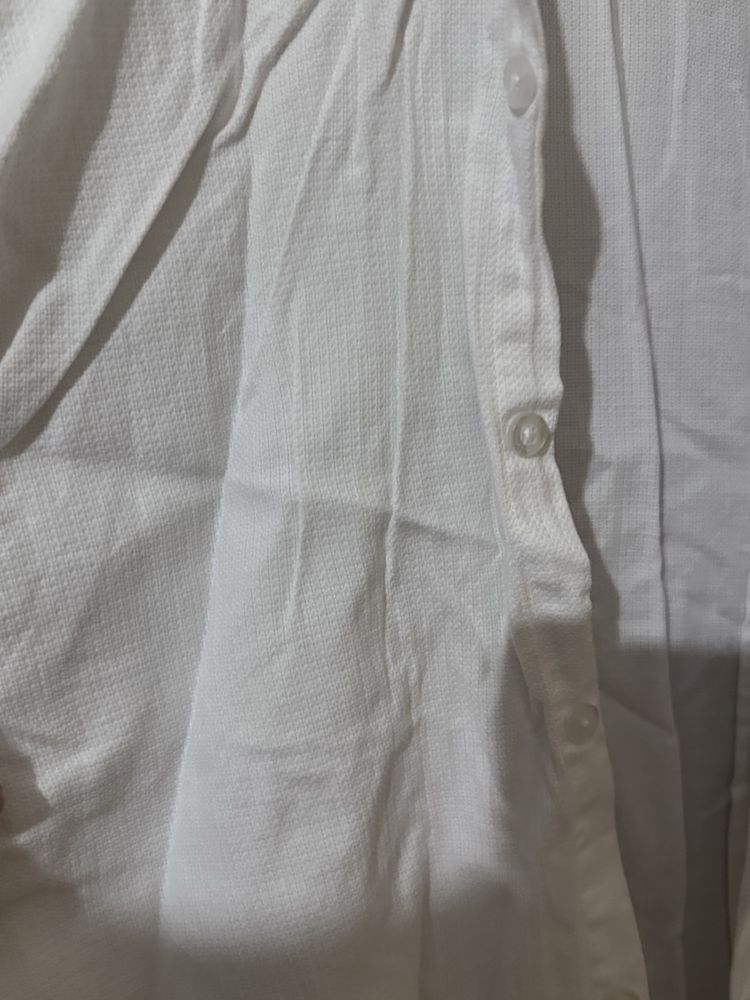 Camisa nova usada poucas vezes