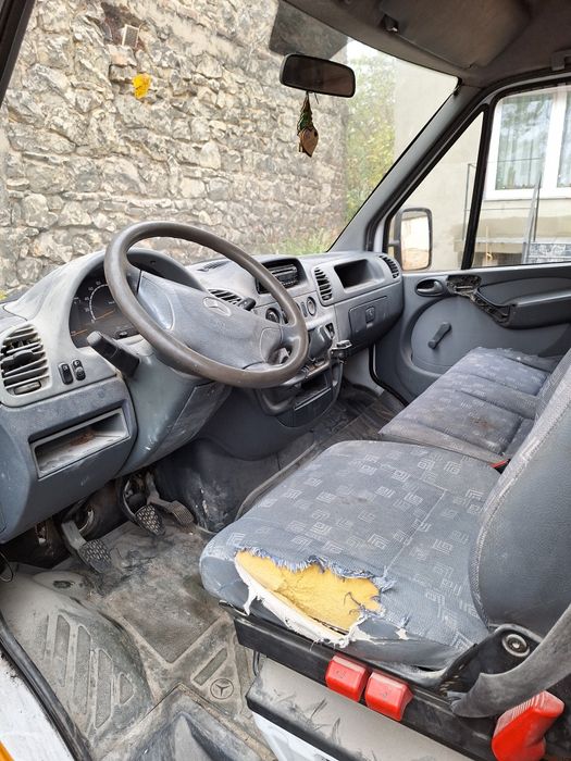 Sprzedam samochód mercedes