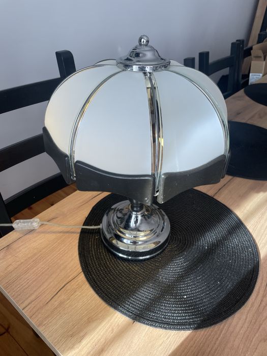 Lampka nocna, ciemny brąz