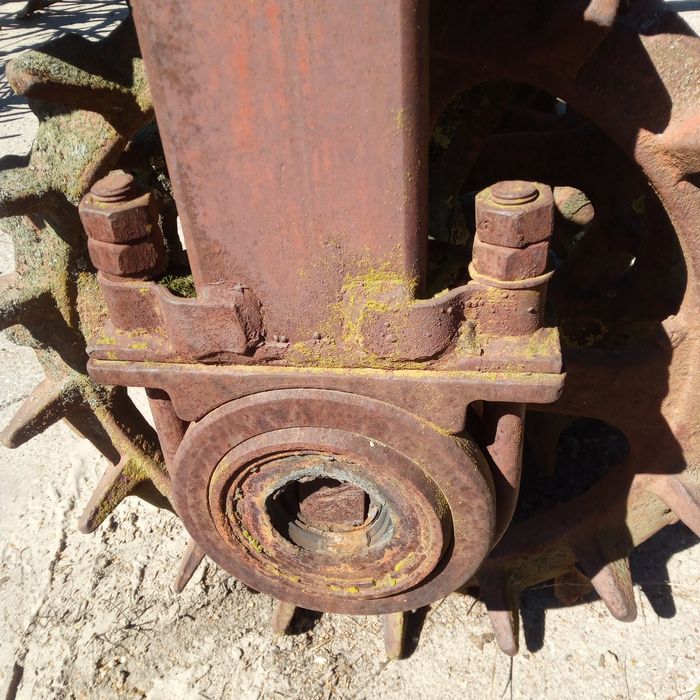 Продам каток колінчатий