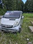 Opel Vivaro 2.5 2011 r