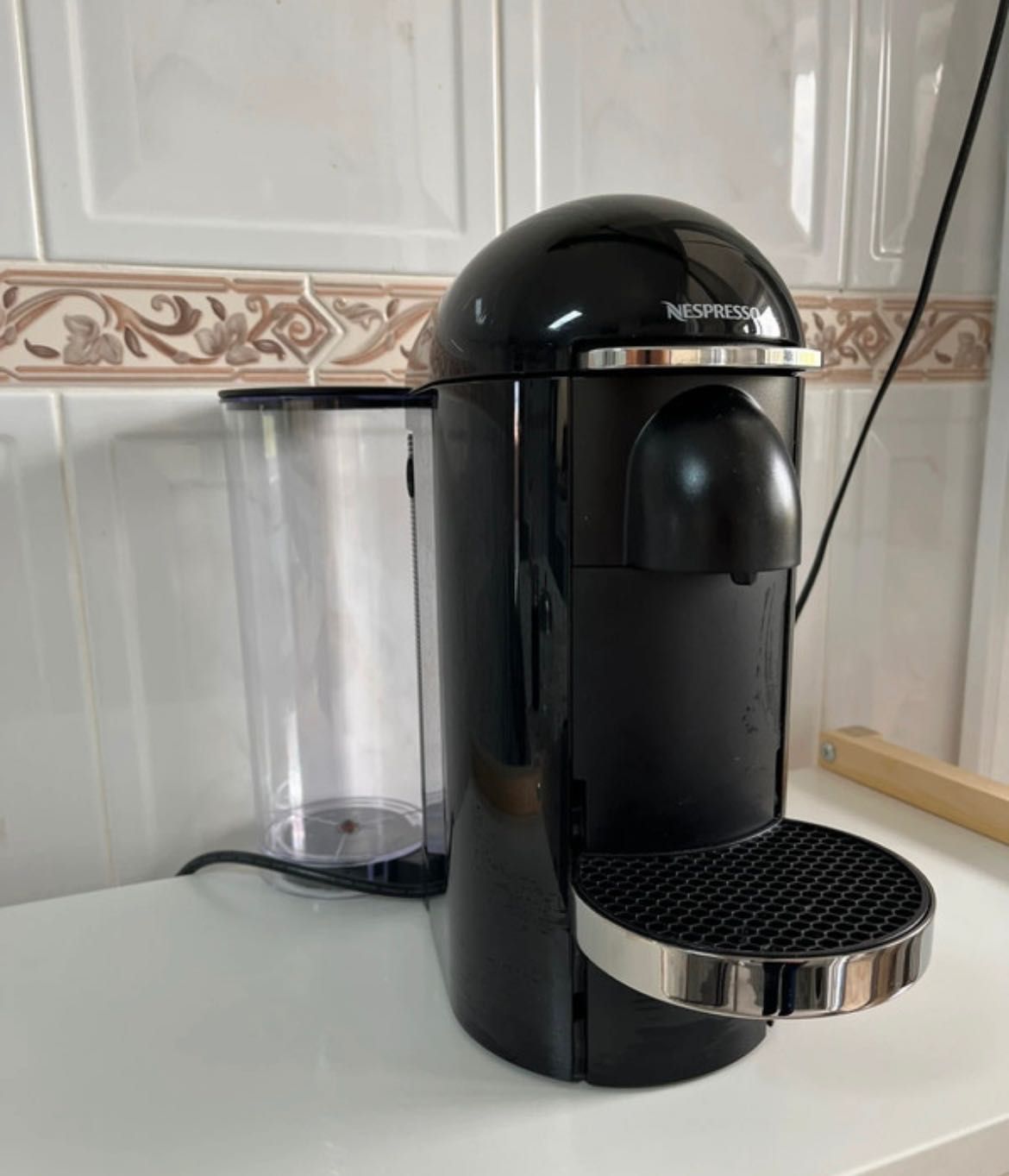 Máquina Nespresso vertuo plus
