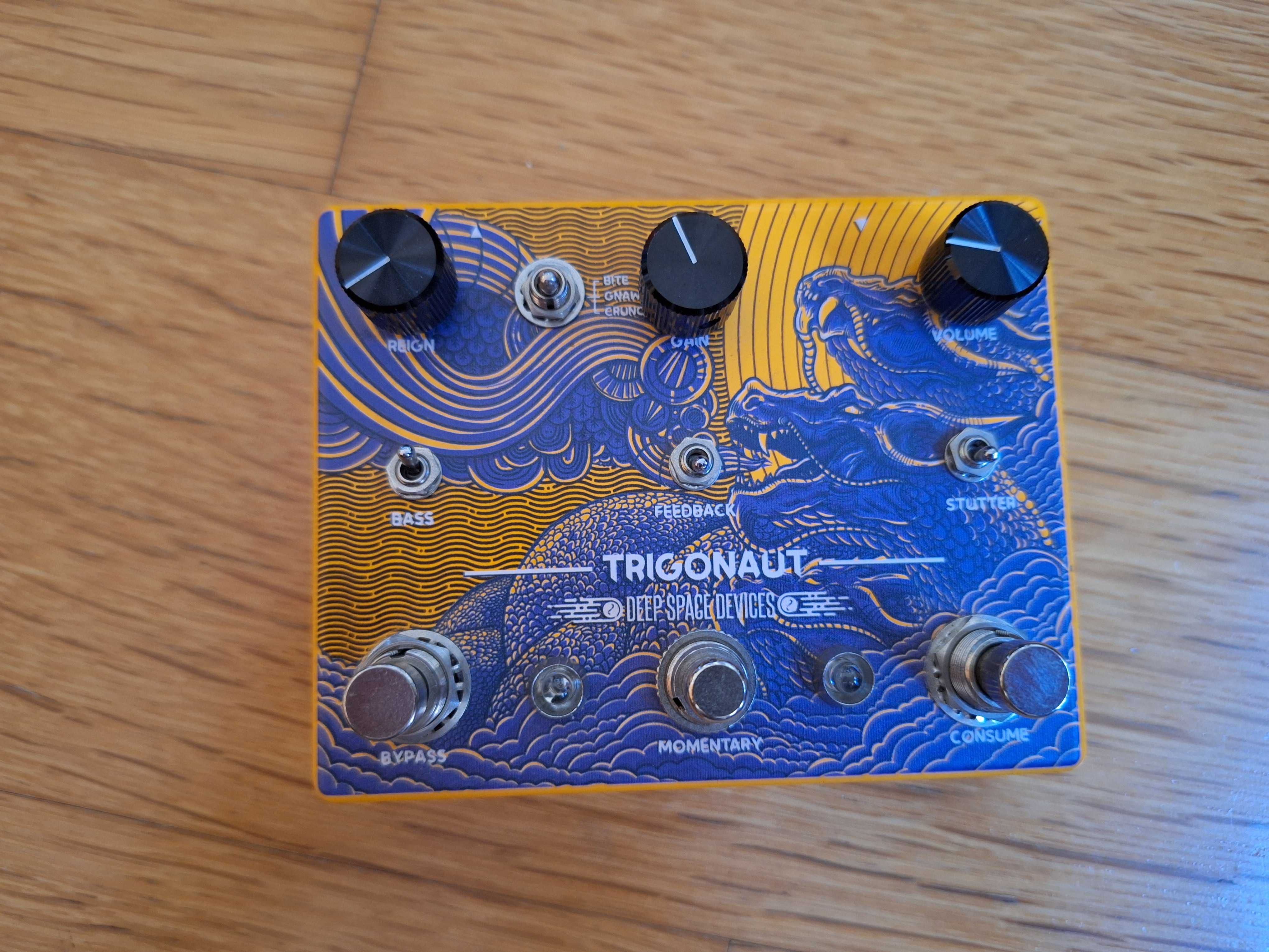 Pedal Fuzz - Deep Space Devices: Trigonaut