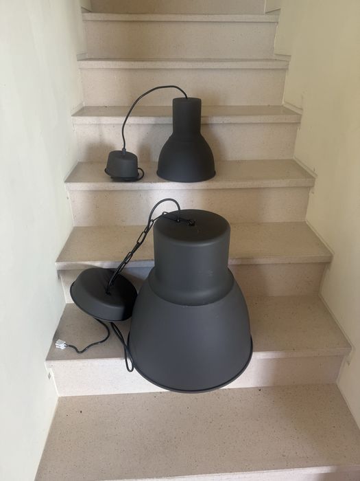 Conjunto de duas lâmpadas modelo IKEA - HEKTAR (41 cm e 26 cm)