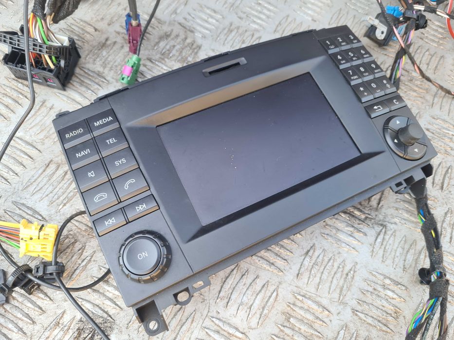 Mercedes Vito 447 radio nawigacja instalacja antena moduł BECKER kpl