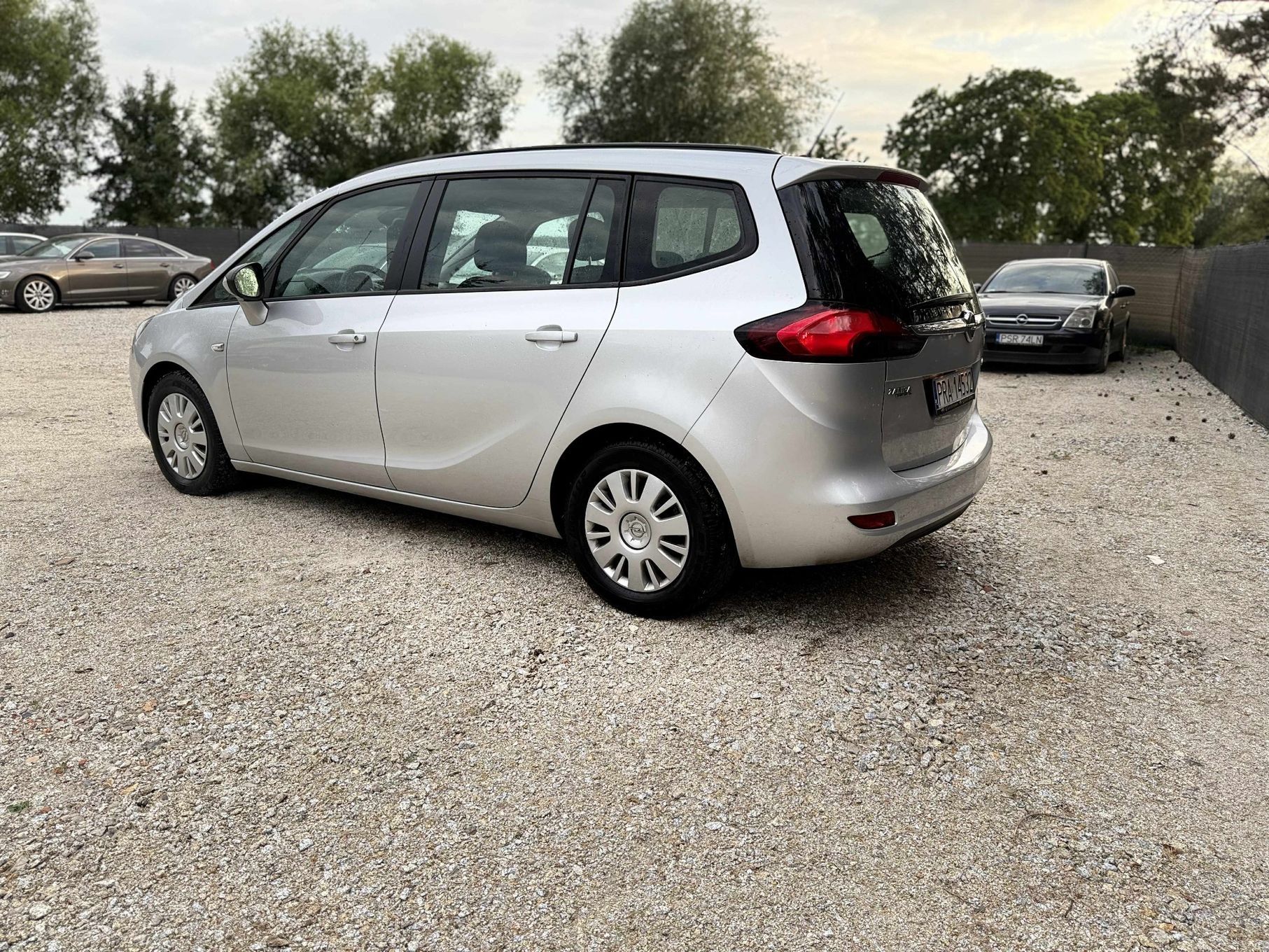 Opel Zafira Opel Zafira C Tourer 1.4T Ecoboost 140km 7OS BEZWYPAD CARFAX