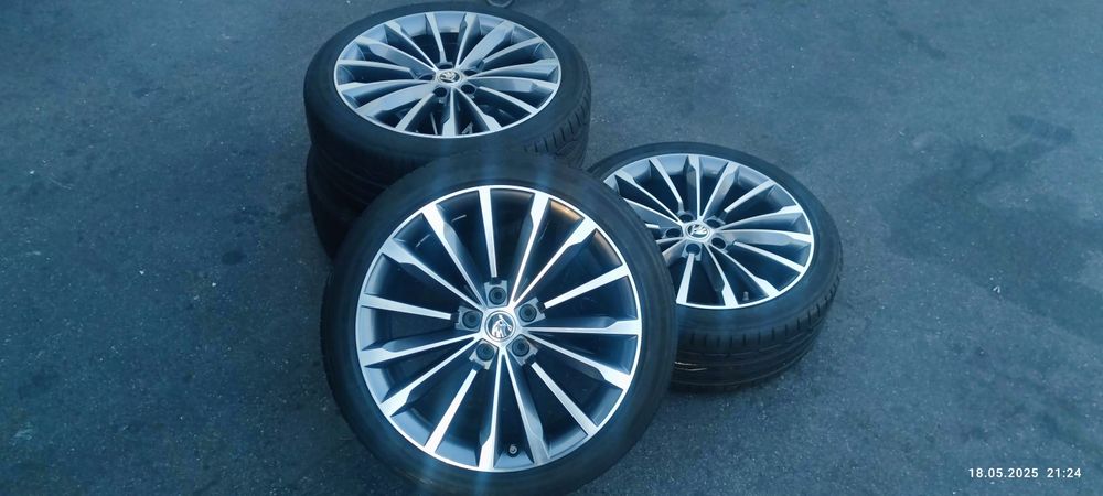 Skoda Superb  235 40 19, диски Phoenix 5 112 19