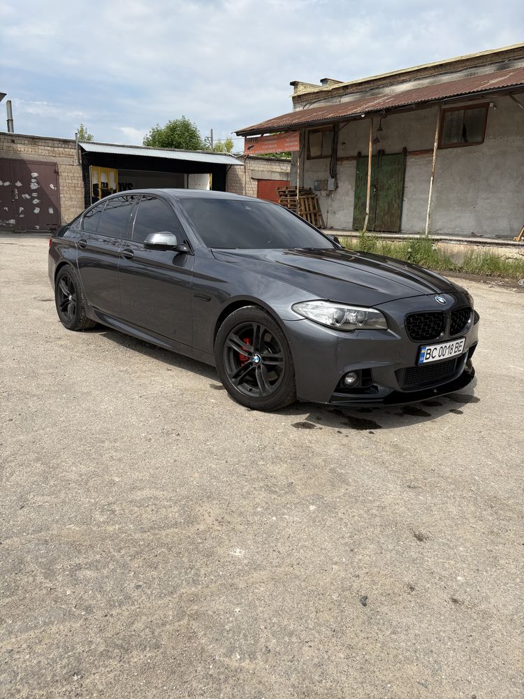 Бмв ф10 2016 рік 110 пробігу.