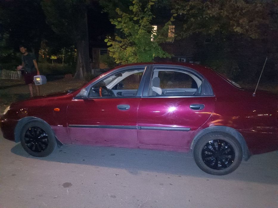 Продаю Chevrolet lanos 1.6