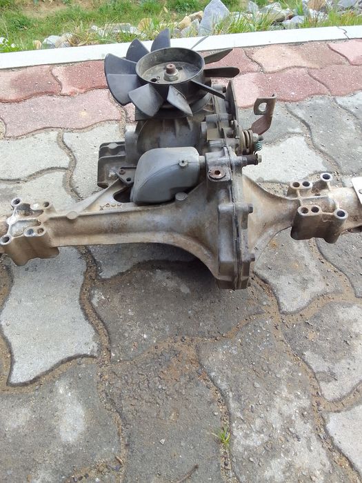Skrzynia hydrostatyka Husqvarna Cth 220 do regeneracji