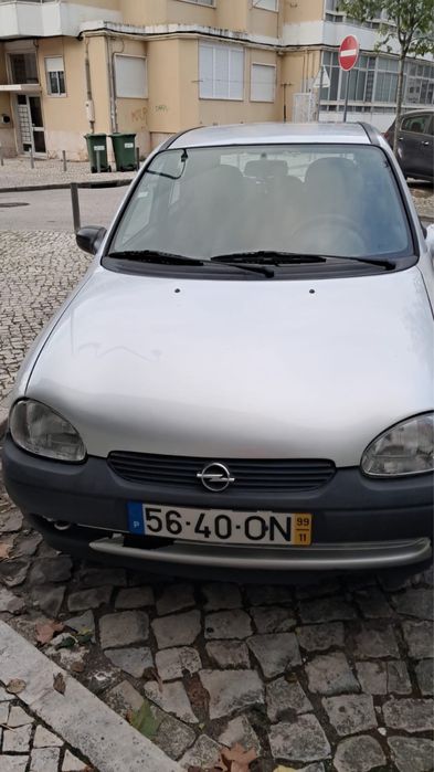Carro opel corsa