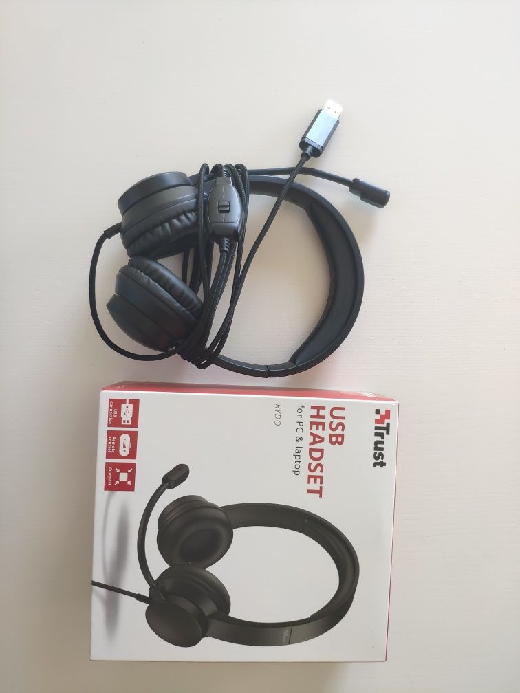 Headset Trust Rydo On-Ear USB Preto