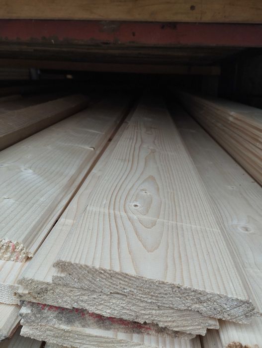 Емітація, імітація смерекова різна довгота, в наявності у Мукачево