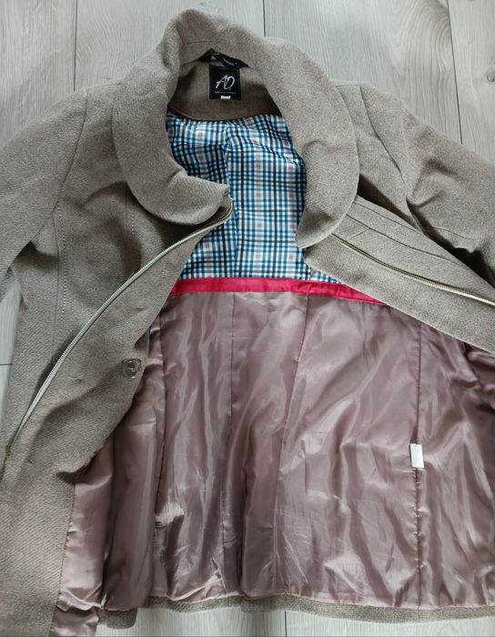 Płaszcz zimowy damski r.50  Adrianno Damianii 
Stan b