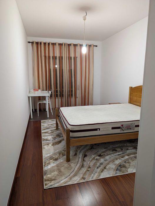 1 quarto em apartamento central em Leiria
