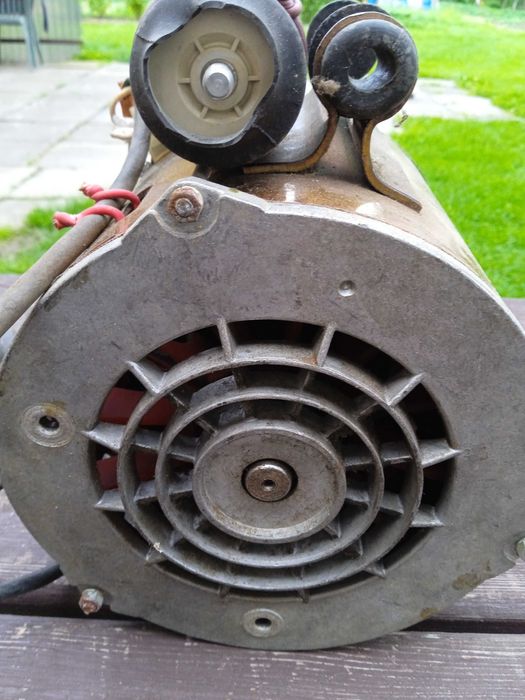 Silnik elektryczny 220
