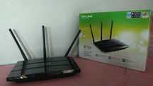 Sprzedam router TP-LINK WDR4300 N750