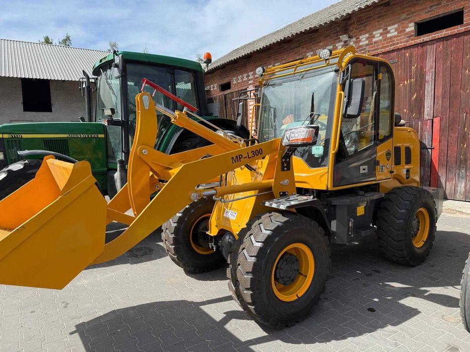 Ładowarka łamana KINGWAY SDBAIJUN BJ 939. nowa.1000 kg udzwig.