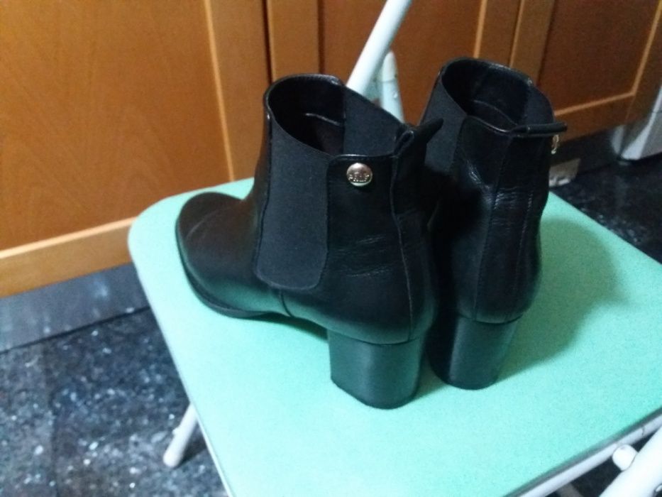 Botins em pele senhora, n°39, Prof