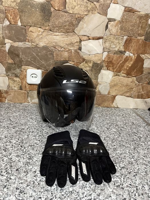 KEEWAY RKF 125 + 2 capacetes, luvas, cascaco