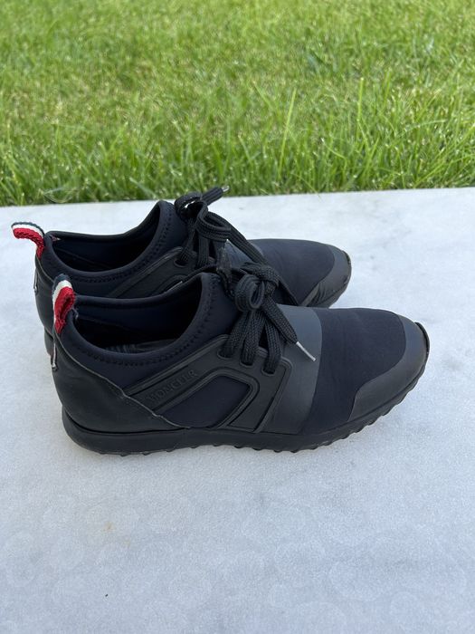 Sapatilhas Moncler pretas 34