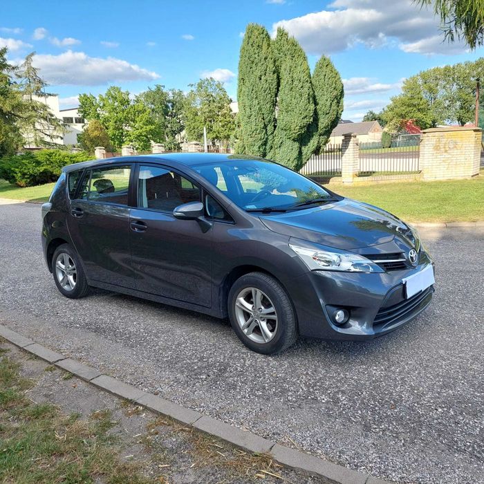 Sprzedam Toyotę Verso 1.6 Benzyna (2017) 1. właściciel