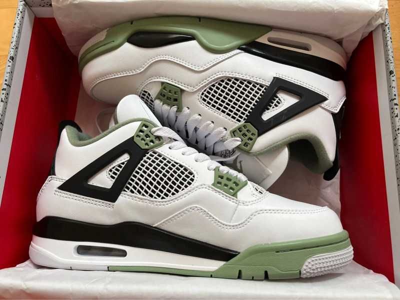 Air_Jordan_4_Seafoam_Green R.46