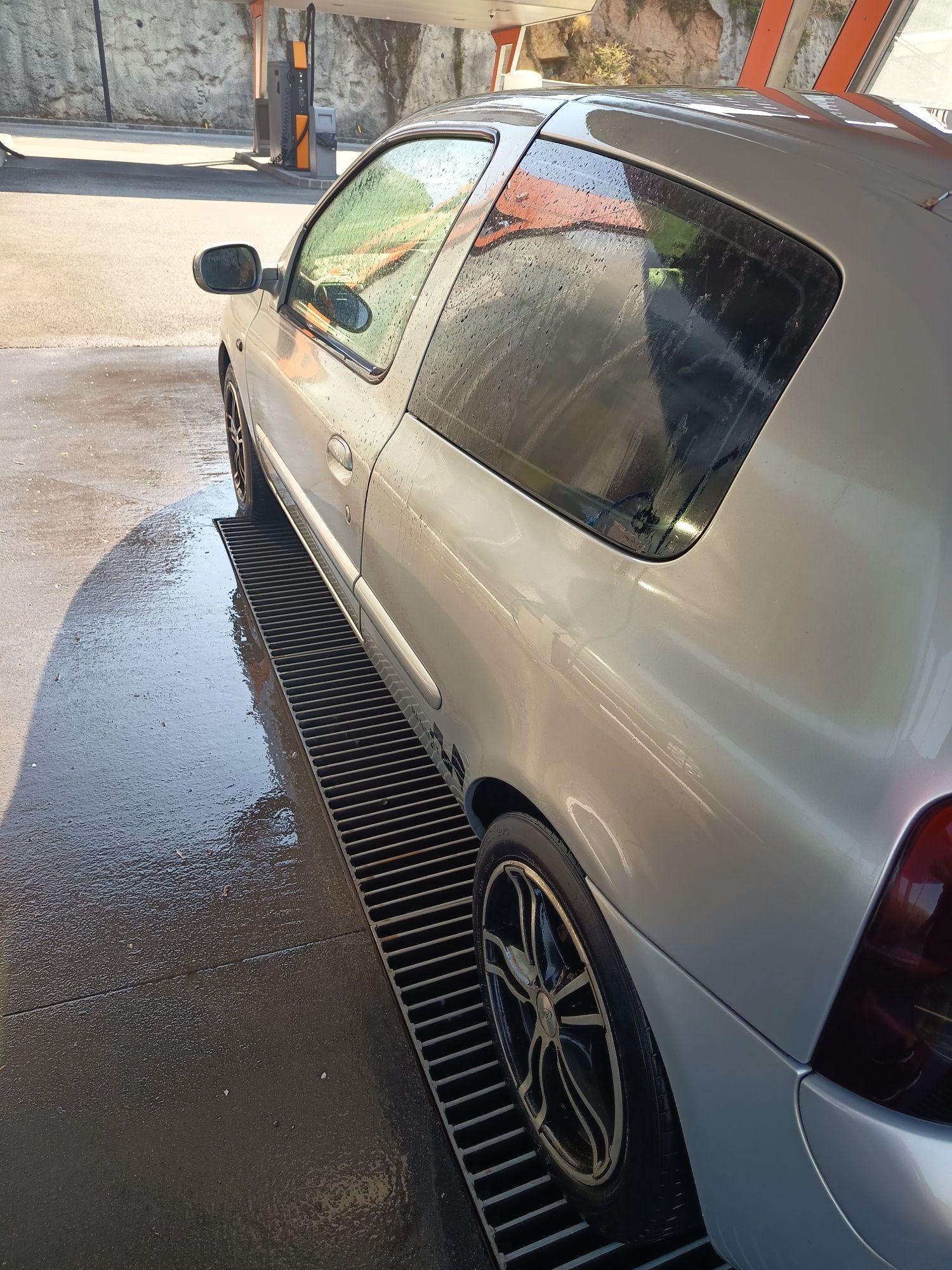 Clio 1.5 comercial