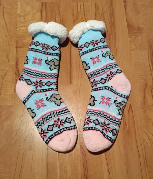 Skarpety z dzianiny ocieplane z antypoślizgiem długość 25 cm