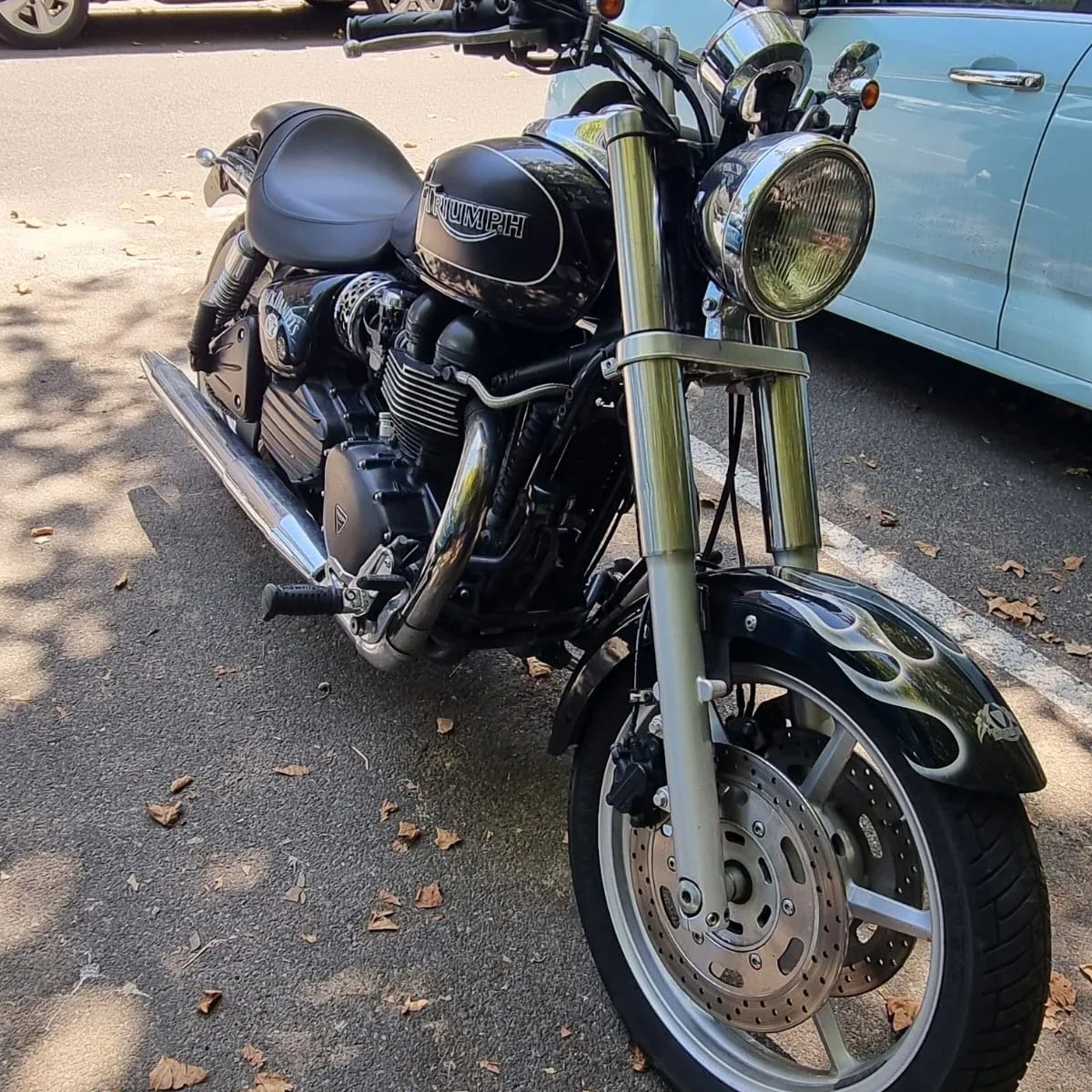 Triumph Speed master
