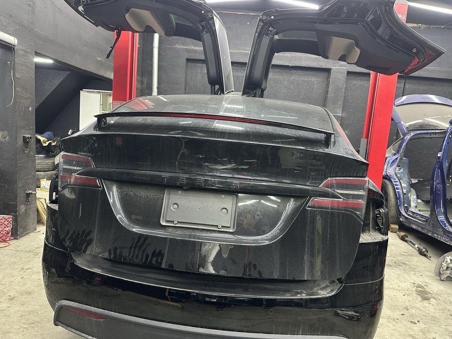 Розбірка, автозапчстини Tesla model X/S/3 highland
