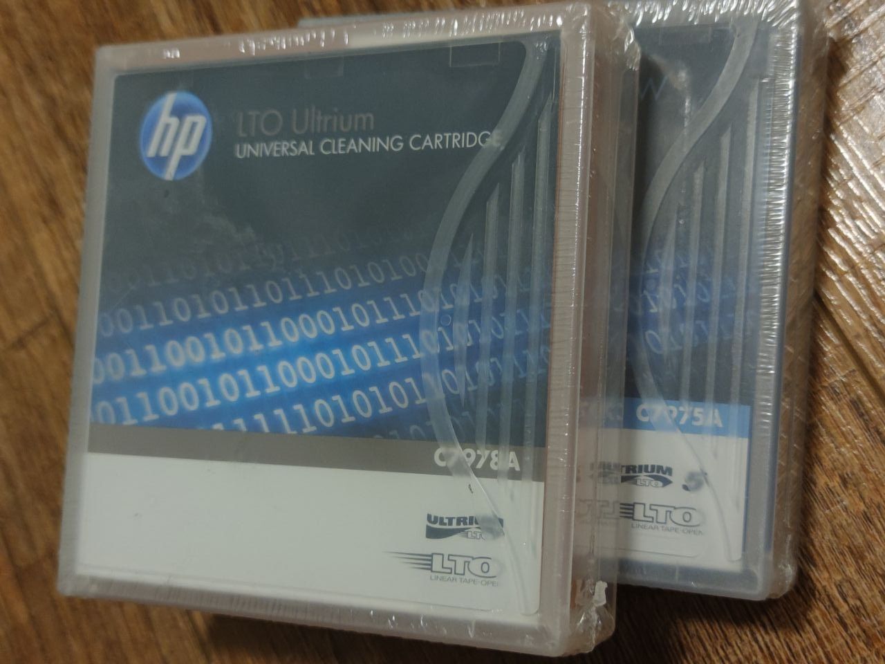 картридж НОВИЙ HP LTO C7975 -3шт..