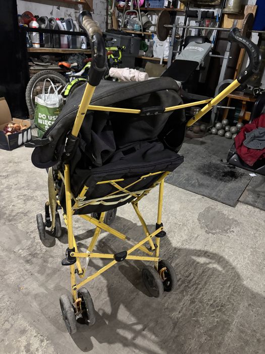 дитяча прогулянкова коляска бренду Geoby